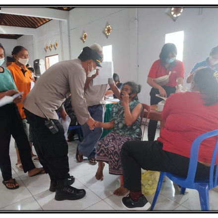 PELAKSANAAN VAKSINASI BOOSTER KEDUA BAGI LANSIA DESA JATILUWIH